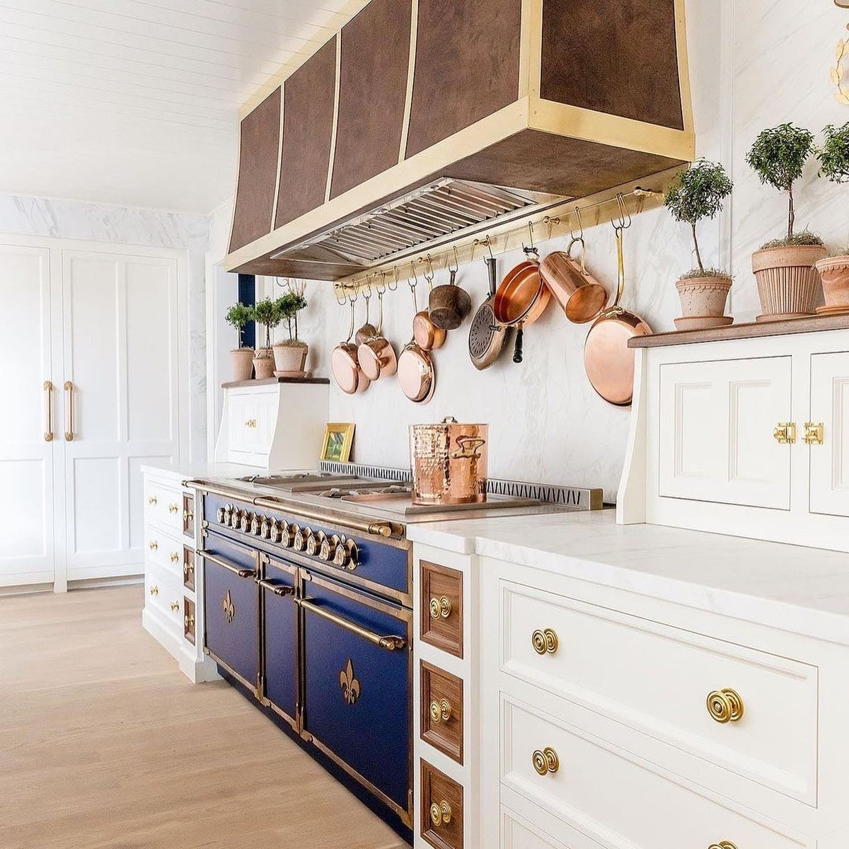 How to Maintain Your L'Atelier Paris High-End French Range: Tips and Best Practices