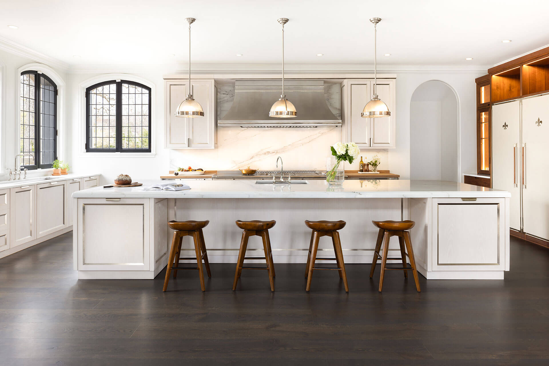 Luxury Kitchen Design With Good Lighting